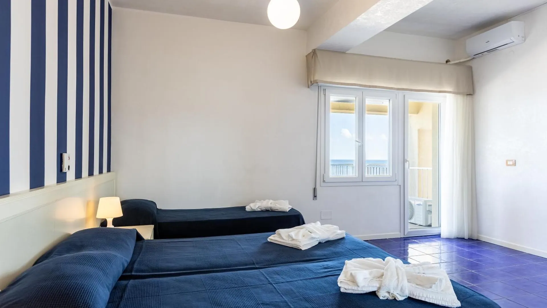 Hotel Caravelle Cattolica